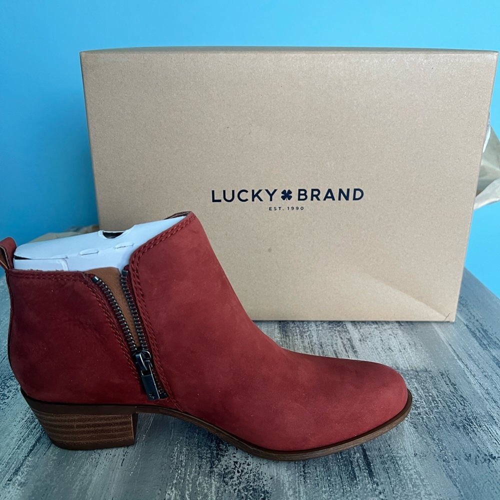 NEW IN BOX Lucky Brand Women's Burgundy Basel Bootie Ankle Booties, Size 7.5M - Picture 11 of 16